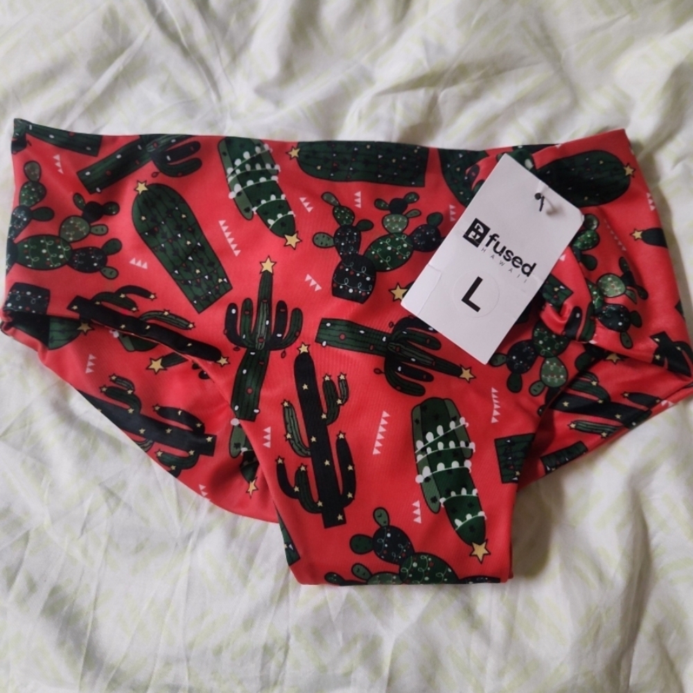 🌵Fused Hawaii Cactus Kona Bottoms Lg